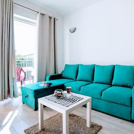Holiday Apartments Mediterraneo Funtana Exterior photo