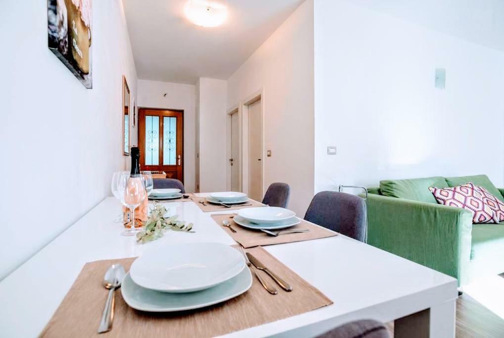 Holiday Apartments Mediterraneo Funtana Exterior photo
